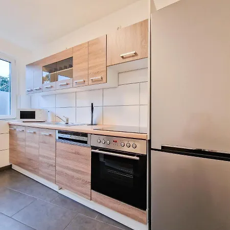 Raj Living - 1 Or 3 Room Apartments - 30 Min Messe Dus Duisburg Zewnętrze zdjęcie