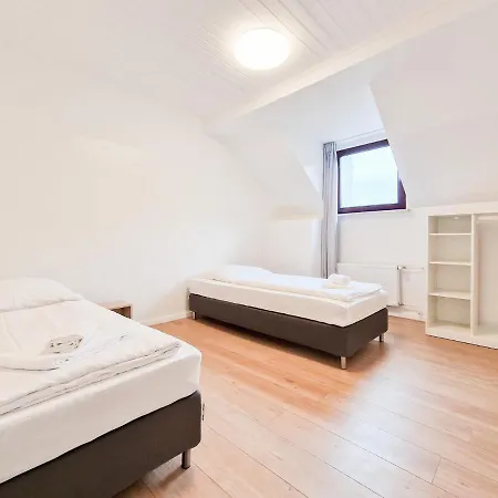 Raj Living - 4 Room Apartments - 30 Min Messe Dus Duisburg Exterior photo