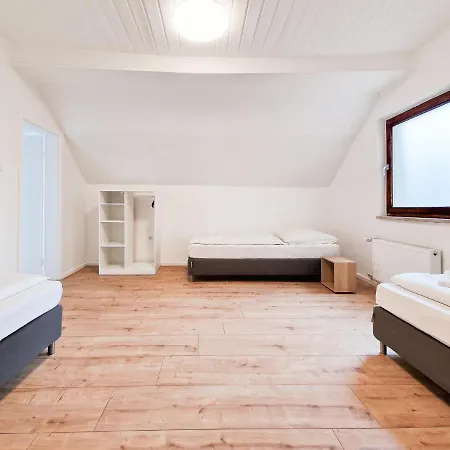Raj Living - 4 Room Apartments - 30 Min Messe Dus Duisburg Exterior photo
