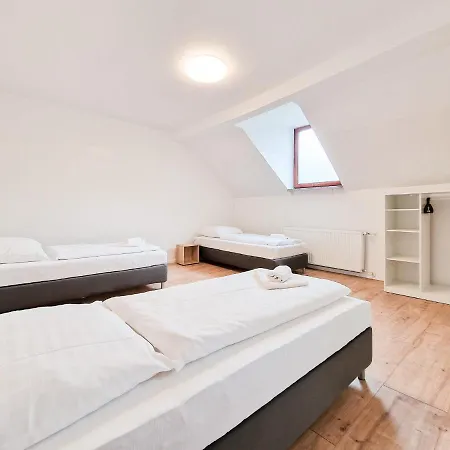 Raj Living - 4 Room Apartments - 30 Min Messe Dus Duisburg Exterior photo