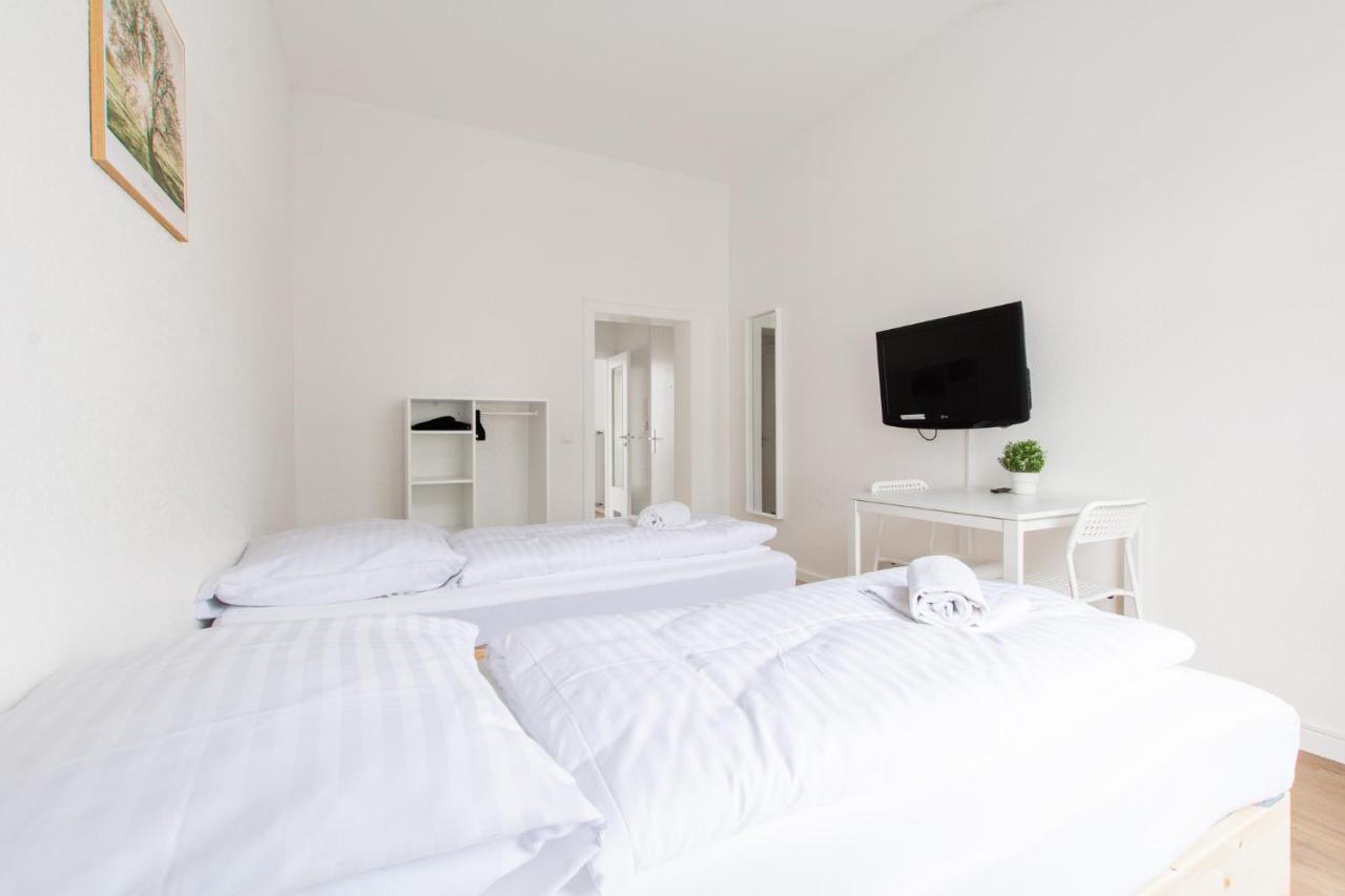 Apartment Raj Living - 1 Or 3 - 30 Min Messe Dus